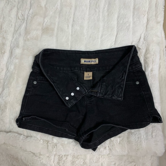 Black high waisted Bluespace Jean shorts - Picture 3 of 4